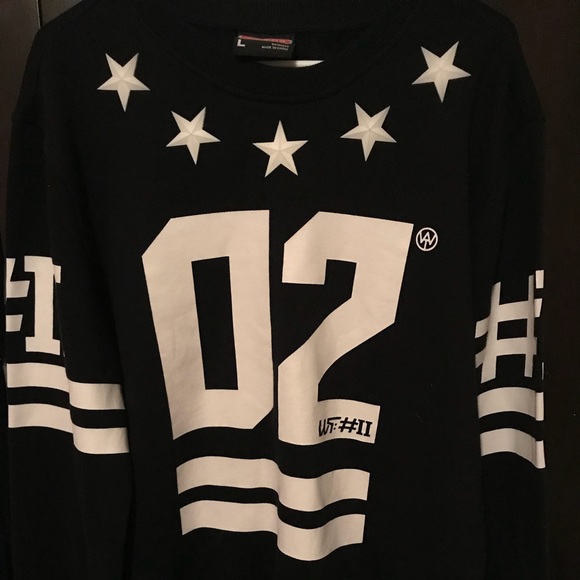 Sweatshirt - Picture 2 of 2